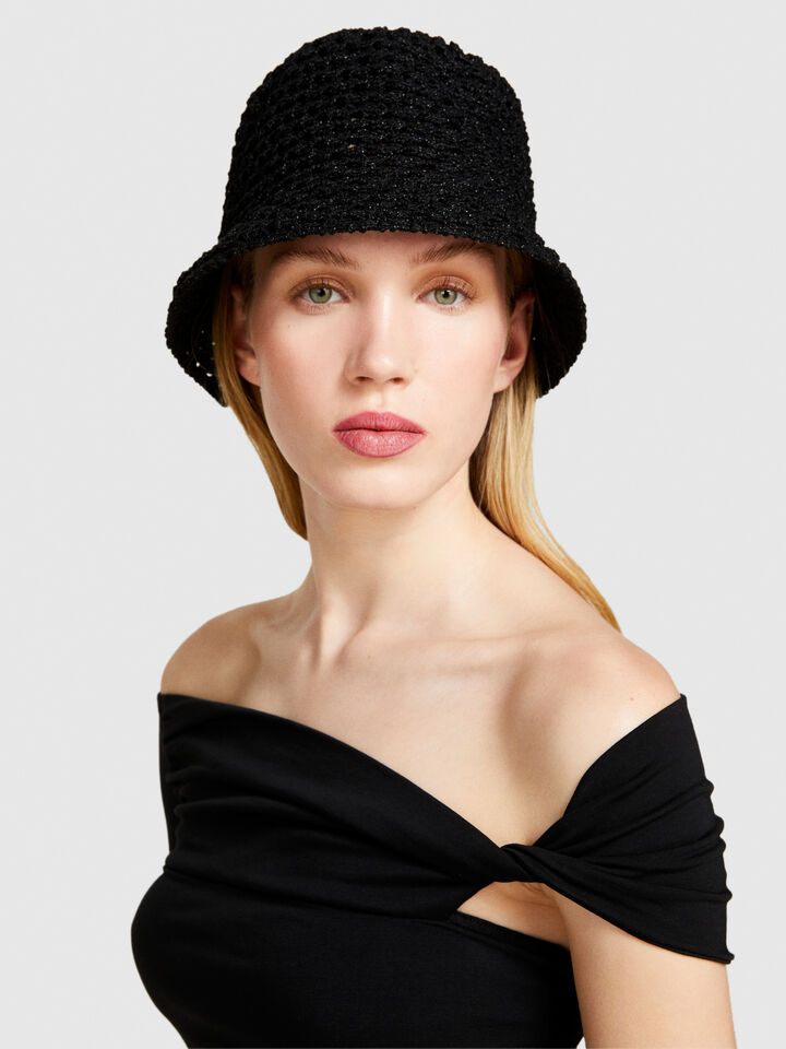 Crochet hat - women's hats - Black | Sisley image number 2
